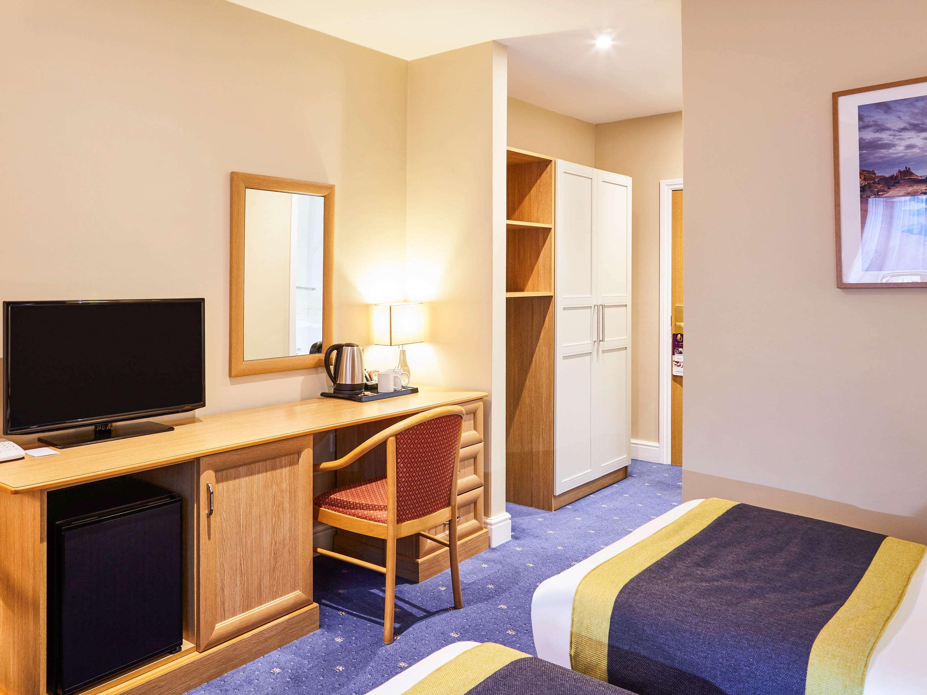 Mercure Newbury West Grange Hotel Thatcham Esterno foto