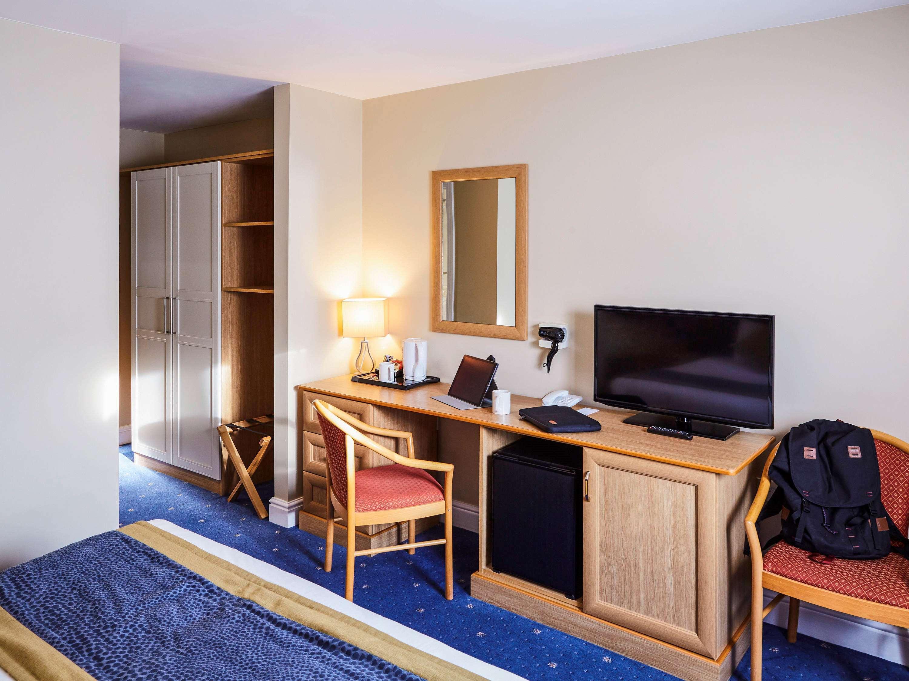 Mercure Newbury West Grange Hotel Thatcham Esterno foto