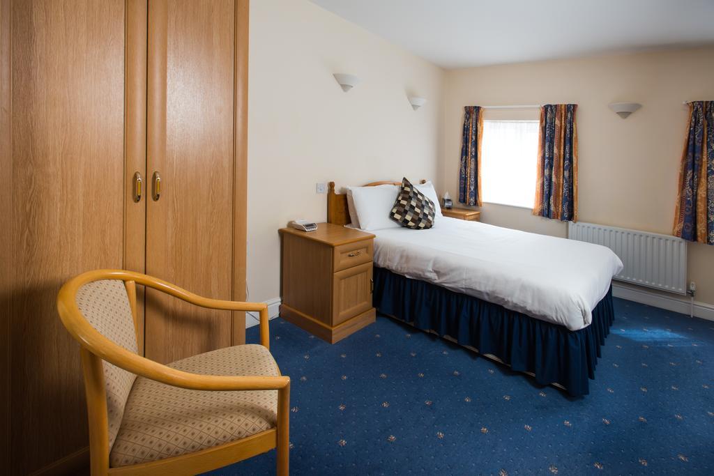 Mercure Newbury West Grange Hotel Thatcham Esterno foto