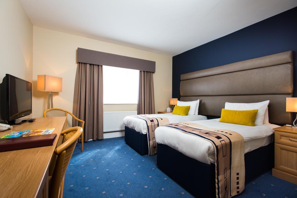 Mercure Newbury West Grange Hotel Thatcham Esterno foto