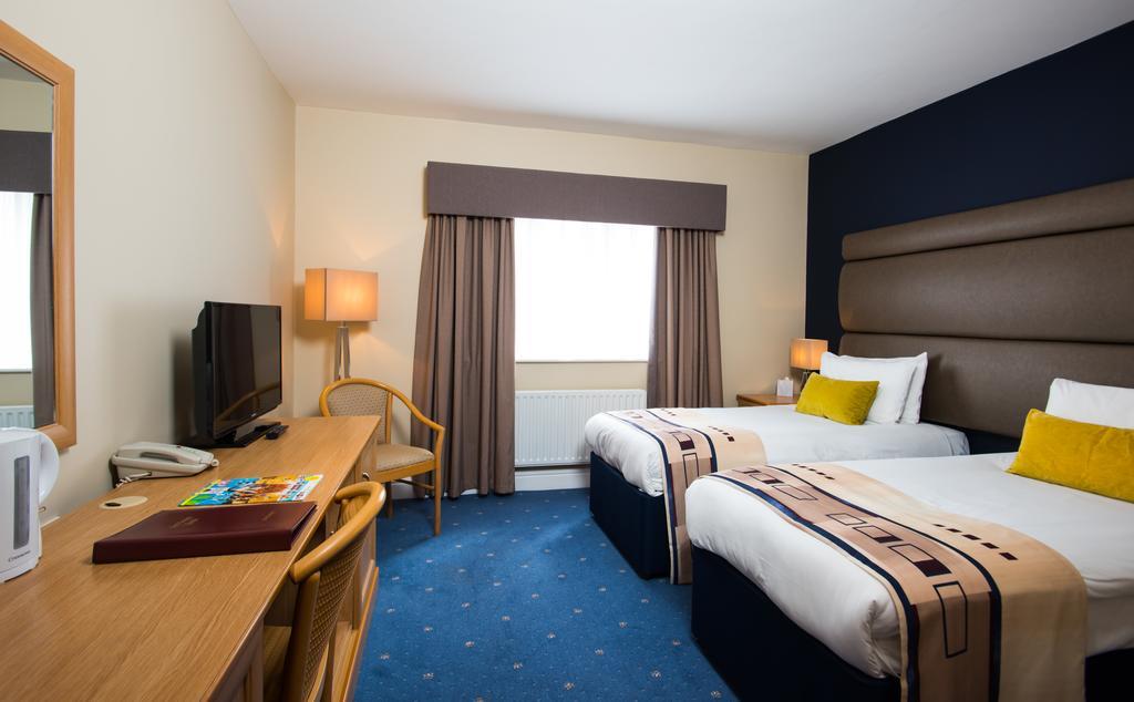 Mercure Newbury West Grange Hotel Thatcham Esterno foto