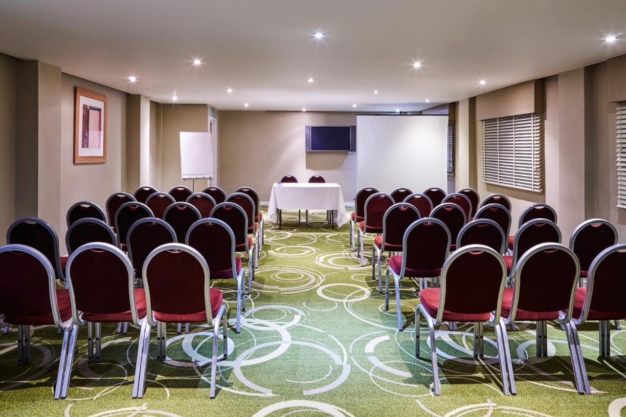 Mercure Newbury West Grange Hotel Thatcham Esterno foto