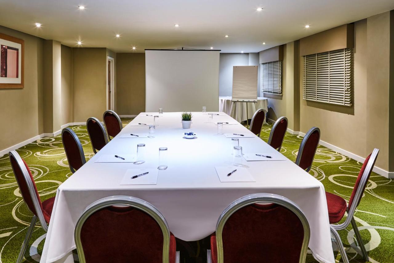 Mercure Newbury West Grange Hotel Thatcham Esterno foto