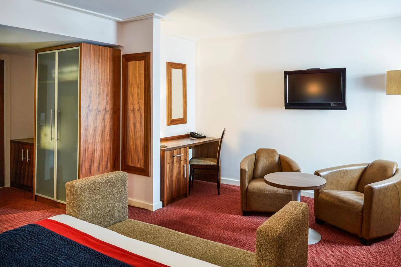 Mercure Newbury West Grange Hotel Thatcham Esterno foto